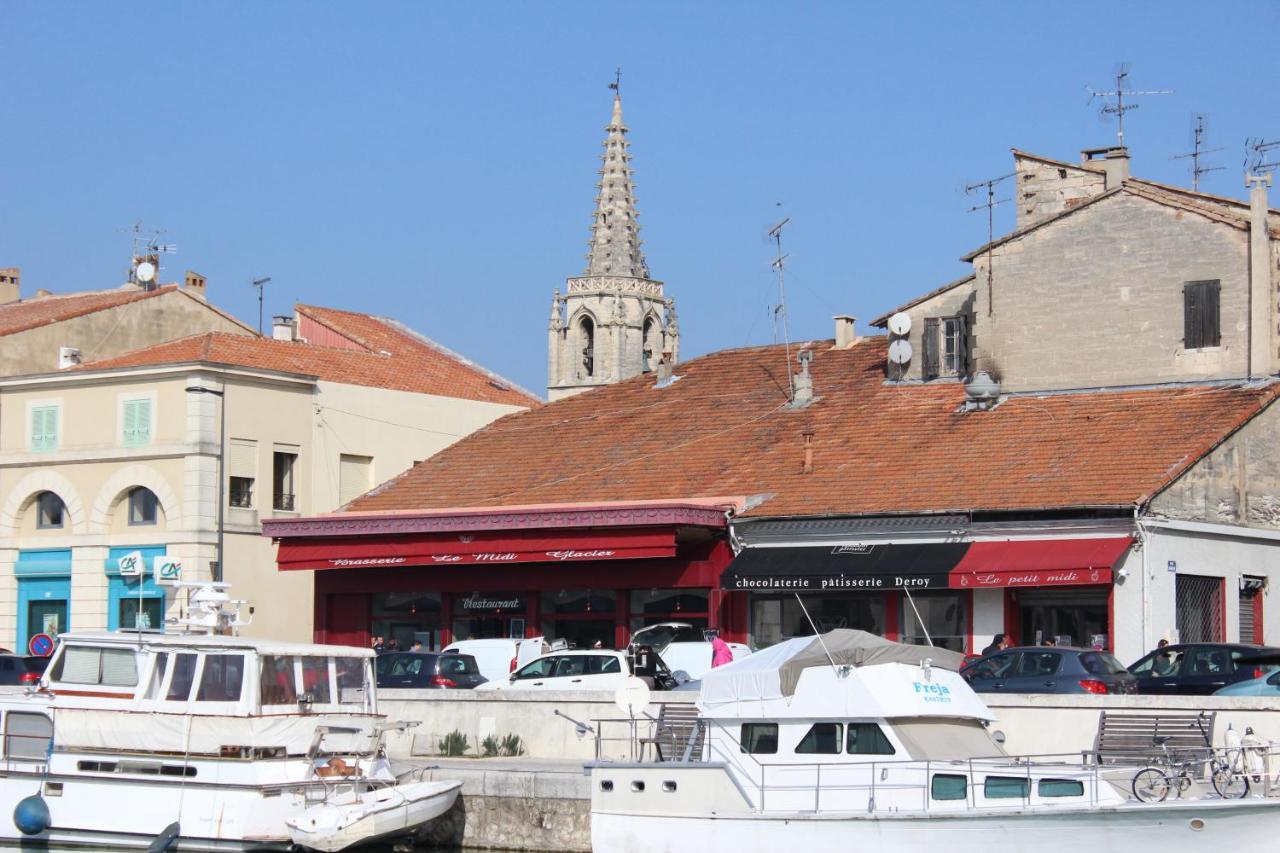 Le Grand Rouget Daire Beaucaire  Dış mekan fotoğraf